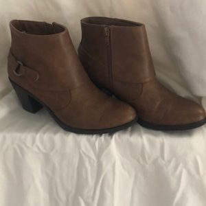 Women’s boots